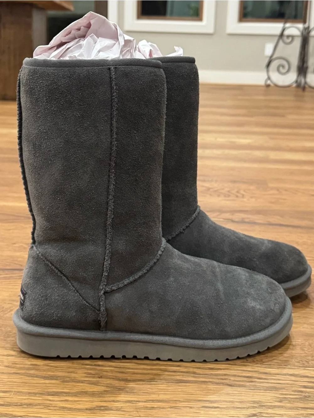 Koolaburra classic suede